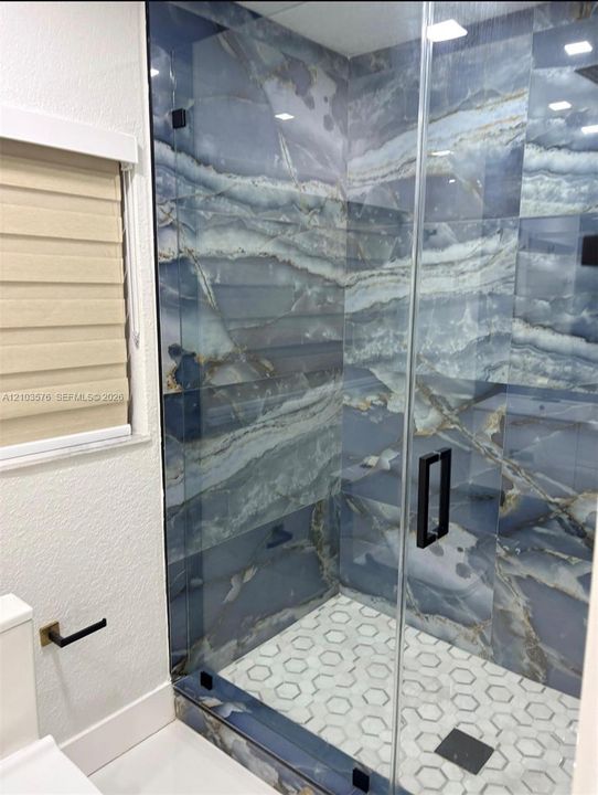 В аренду: $5,700 (4 спален, 4 ванн, 2136 Квадратных фут)
