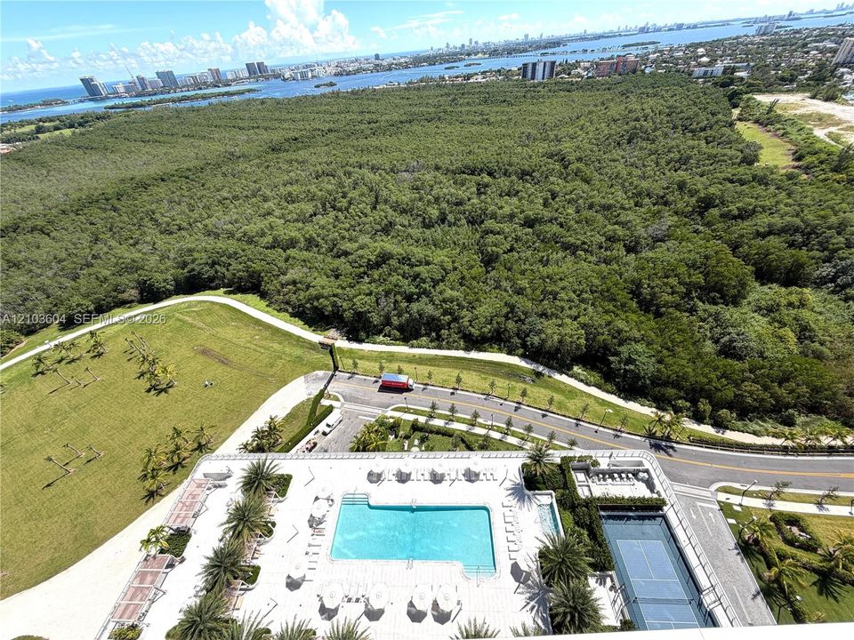 For Rent: $6,600 (1 beds, 2 baths, 1081 Square Feet)