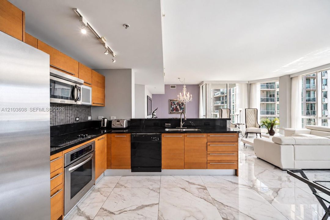 На продажу: $999,000 (3 спален, 3 ванн, 1795 Квадратных фут)