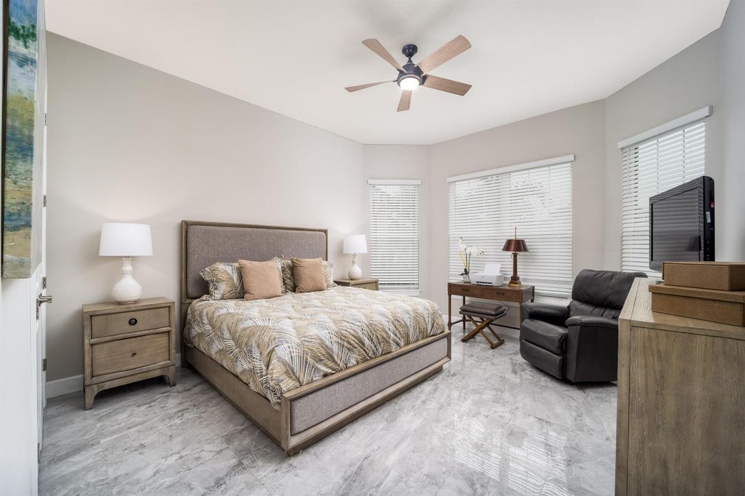 12849 SW Barelli Ct
