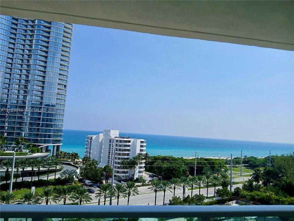 For Sale: $575,000 (2 beds, 2 baths, 1521 Square Feet)