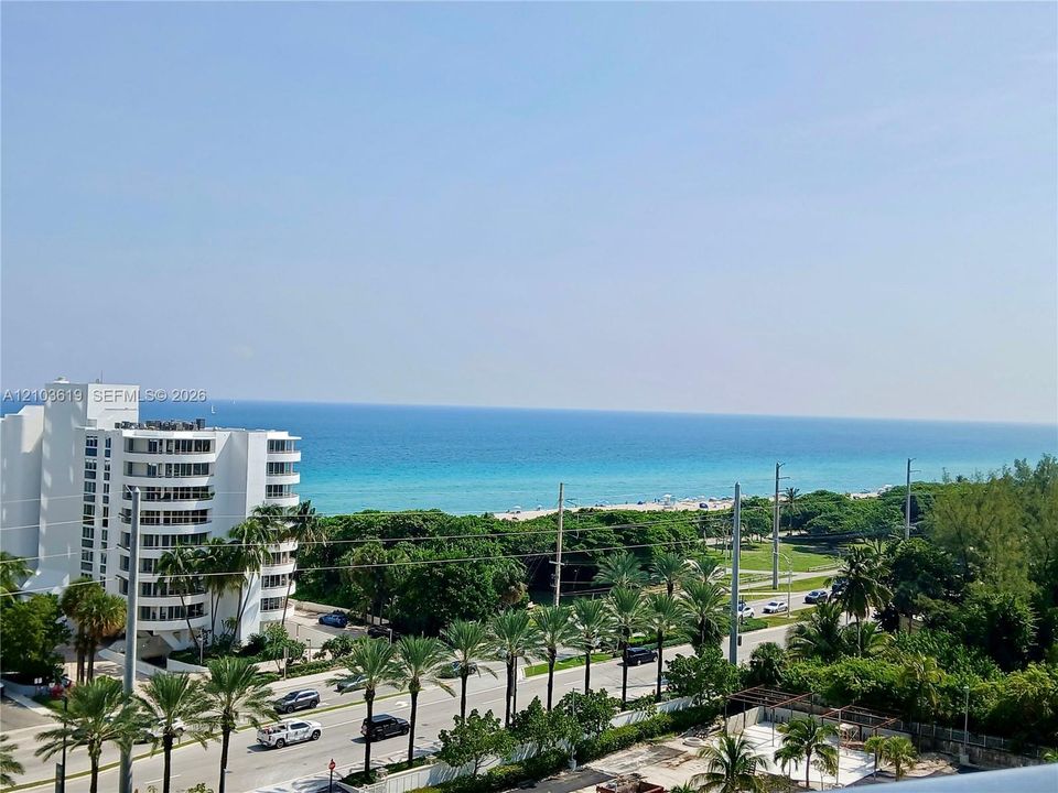 For Sale: $575,000 (2 beds, 2 baths, 1521 Square Feet)