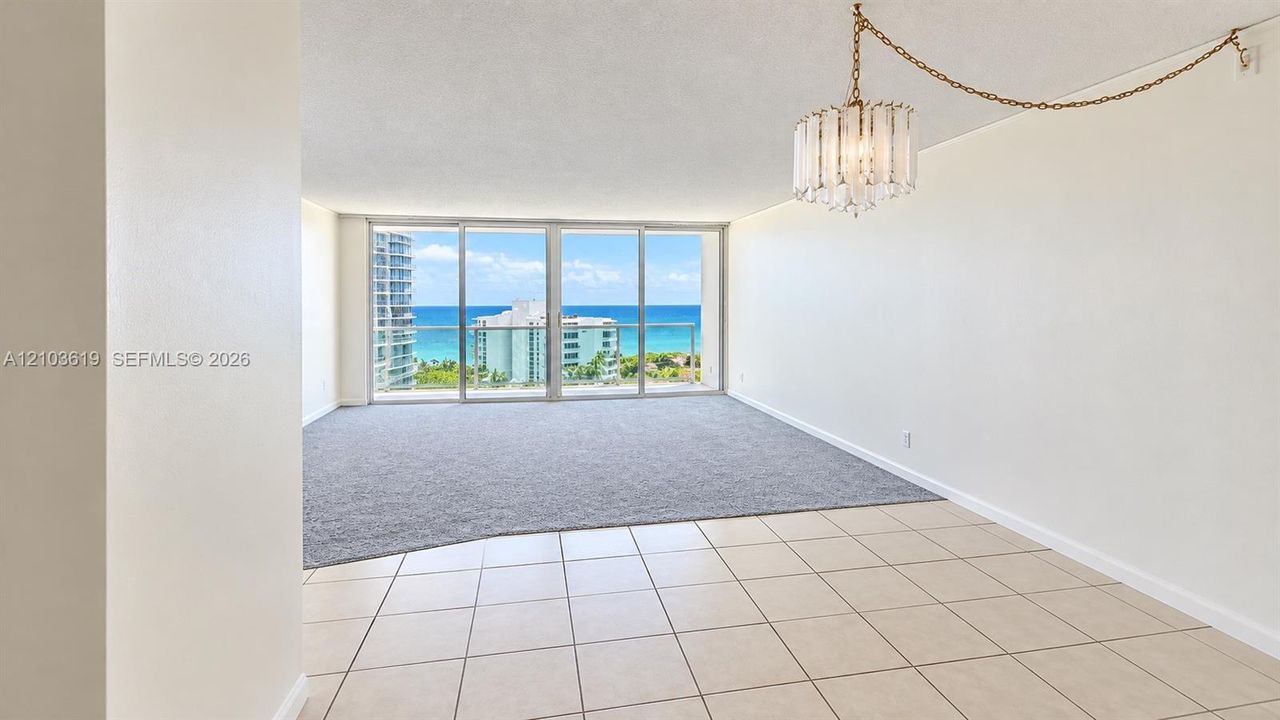 For Sale: $575,000 (2 beds, 2 baths, 1521 Square Feet)