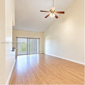For Sale: $174,999 (2 beds, 2 baths, 1096 Square Feet)