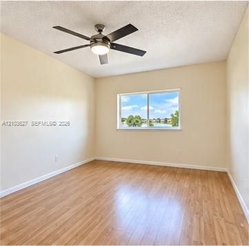For Sale: $174,999 (2 beds, 2 baths, 1096 Square Feet)