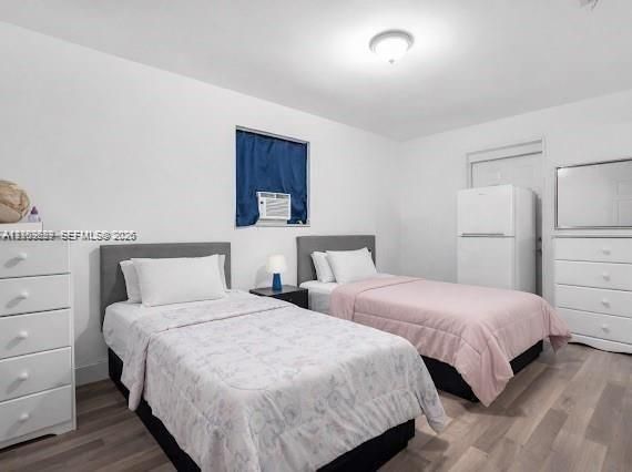 For Sale: $387,000 (3 beds, 2 baths, 1206 Square Feet)