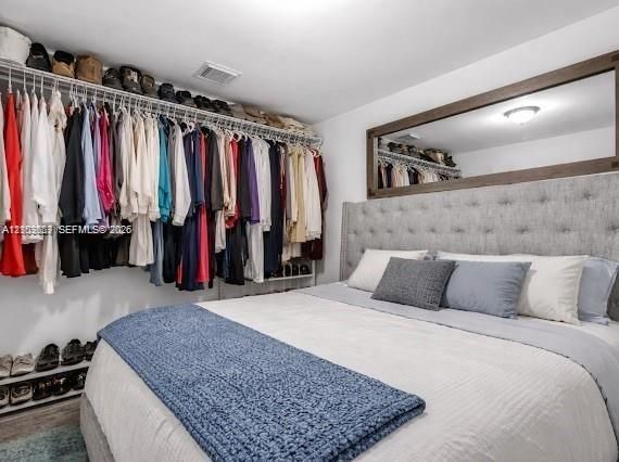 For Sale: $387,000 (3 beds, 2 baths, 1206 Square Feet)