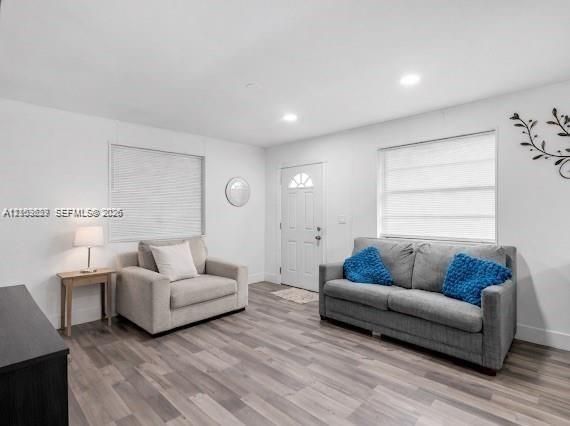 For Sale: $387,000 (3 beds, 2 baths, 1206 Square Feet)