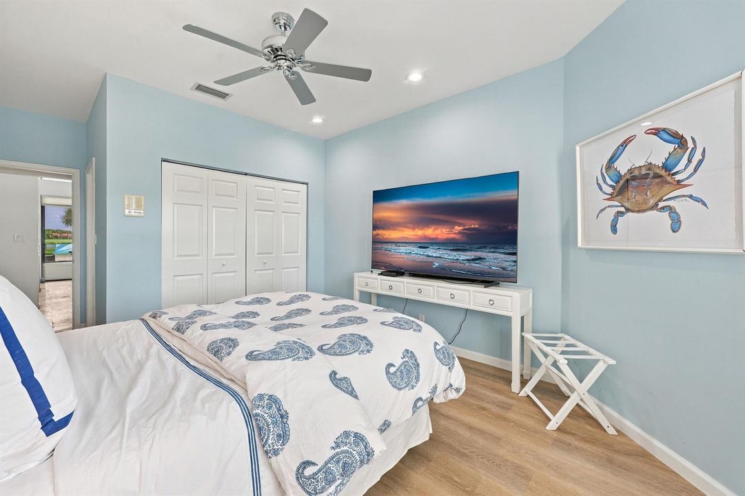 17556 Charnwood