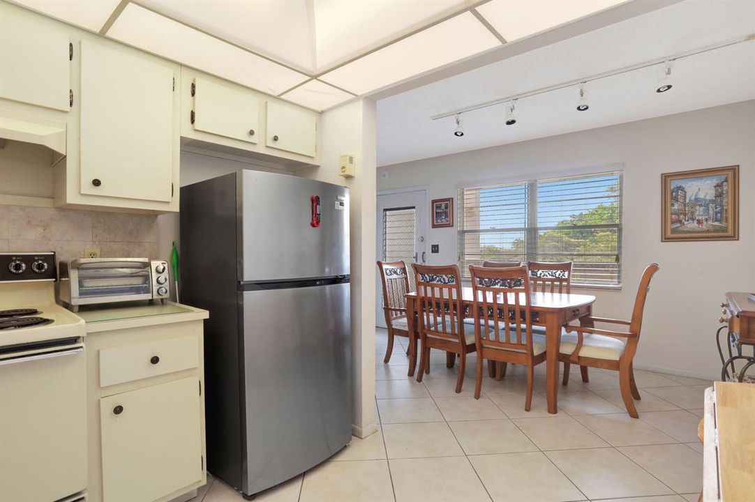 Kitchen/Dining