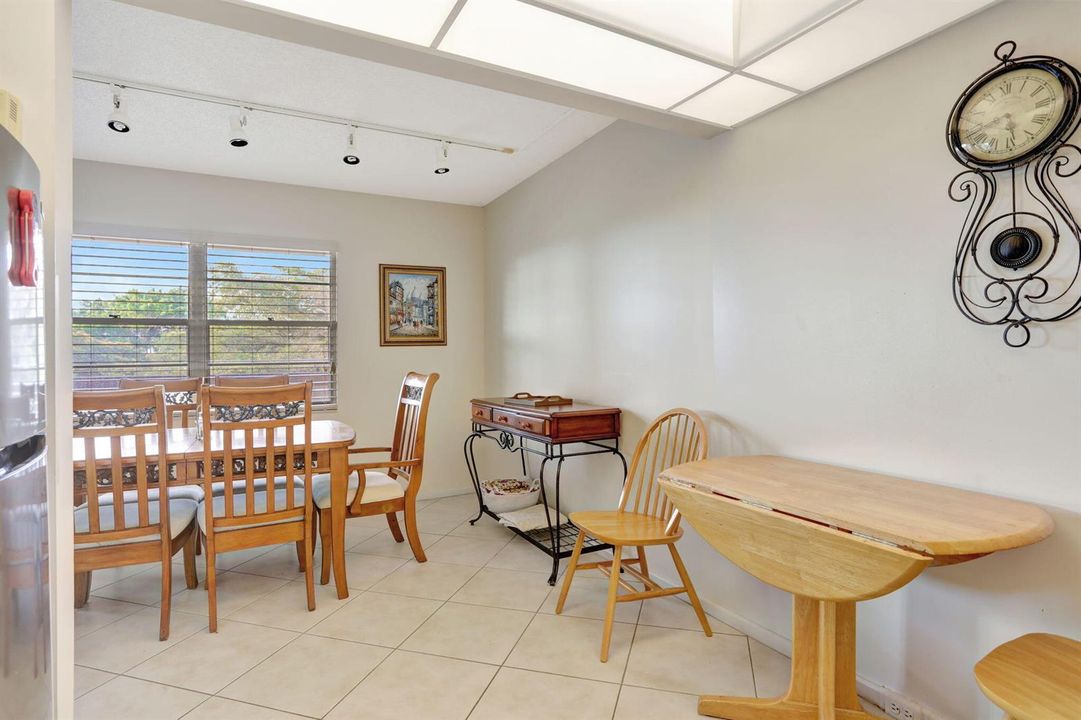 Kitchen/Dining