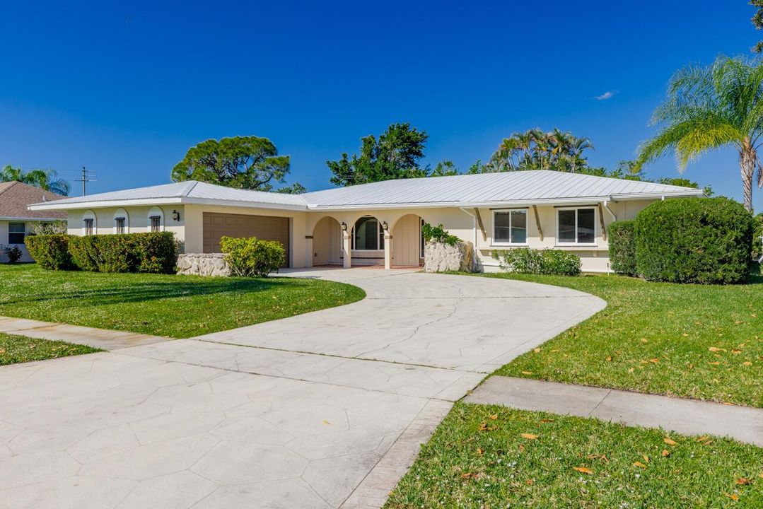 1425 SE Sunshine Ave-003