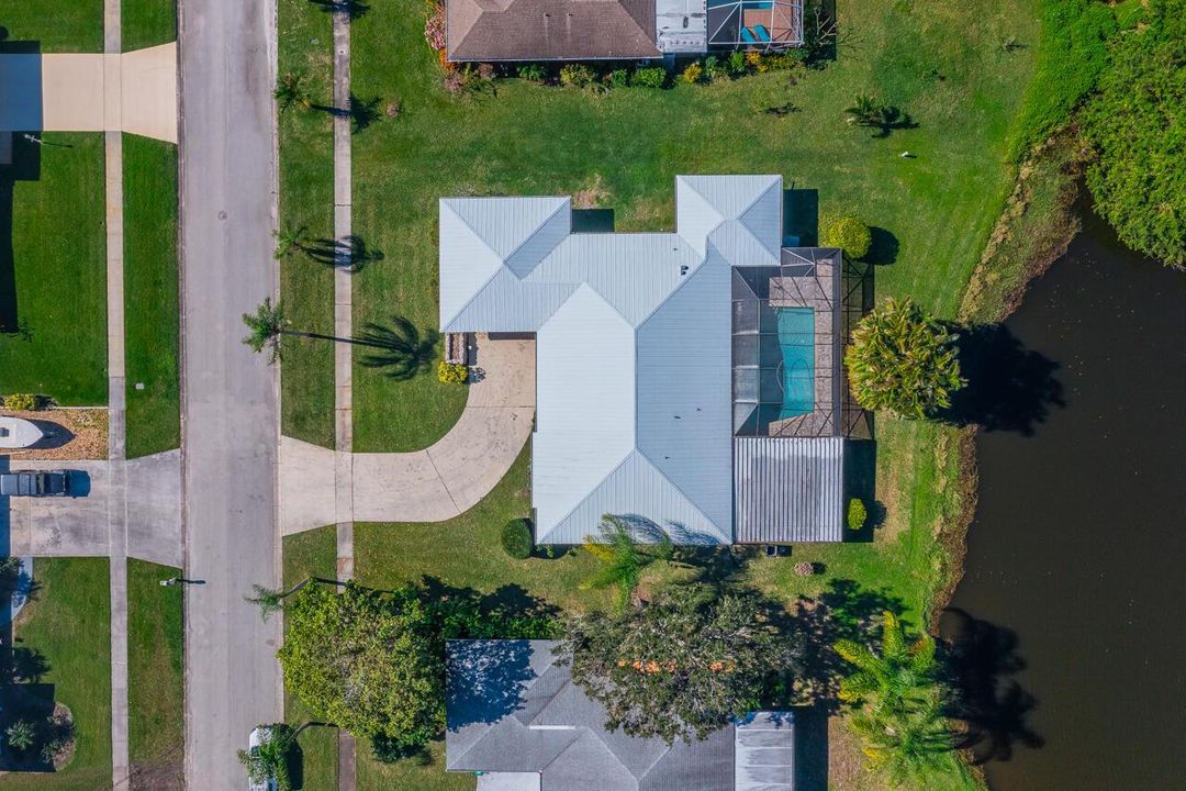1425 SE Sunshine Ave-043