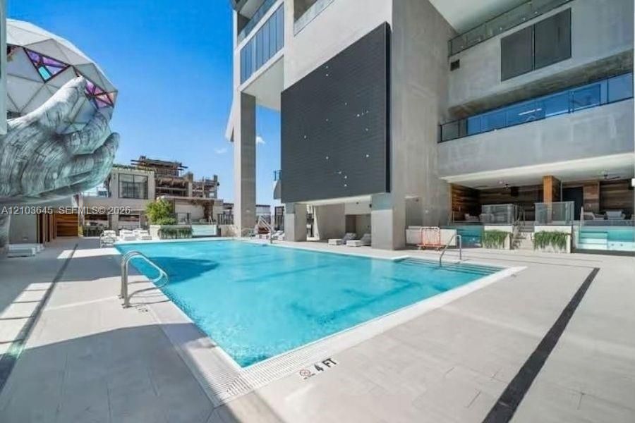 For Sale: $499,000 (0 beds, 1 baths, 336 Square Feet)