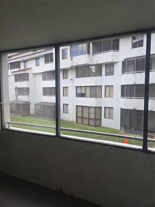 For Rent: $2,050 (2 beds, 2 baths, 1132 Square Feet)