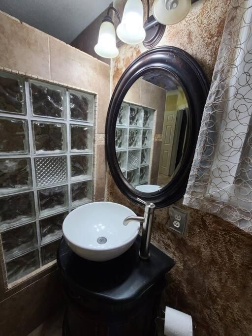 Master Vanity