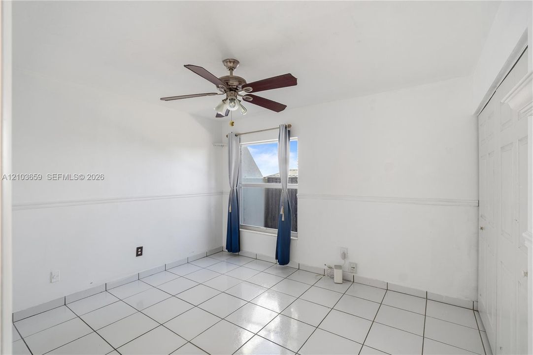 En Venta: $545,000 (3 camas, 1 baños, 1015 Pies cuadrados)