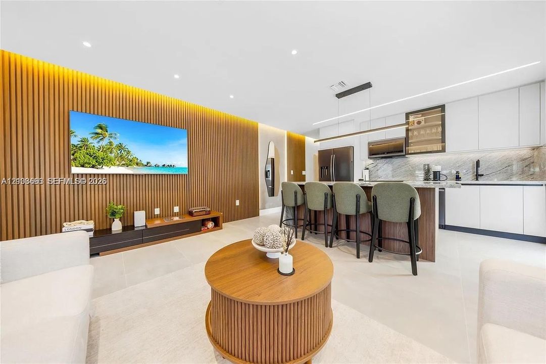 В аренду: $3,800 (2 спален, 2 ванн, 900 Квадратных фут)