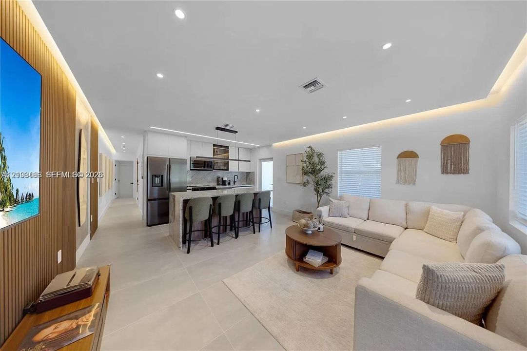 В аренду: $3,800 (2 спален, 2 ванн, 900 Квадратных фут)