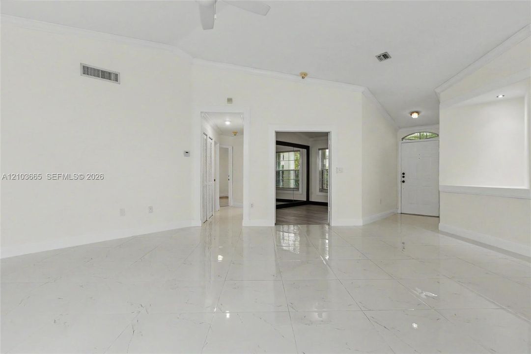На продажу: $675,000 (3 спален, 2 ванн, 1767 Квадратных фут)