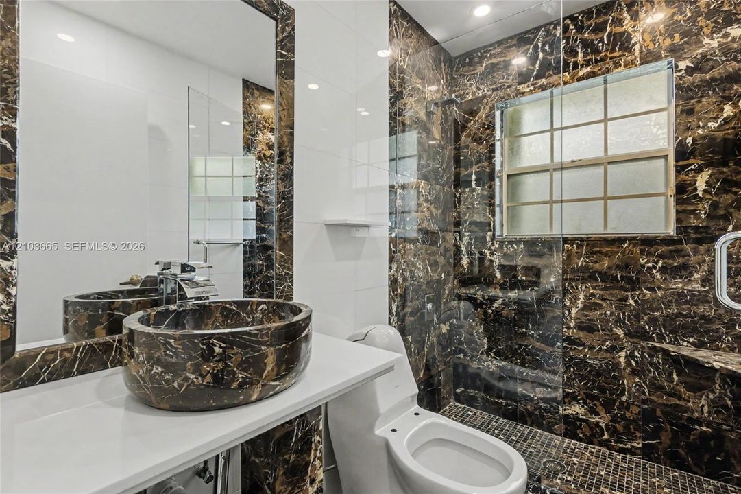 На продажу: $675,000 (3 спален, 2 ванн, 1767 Квадратных фут)
