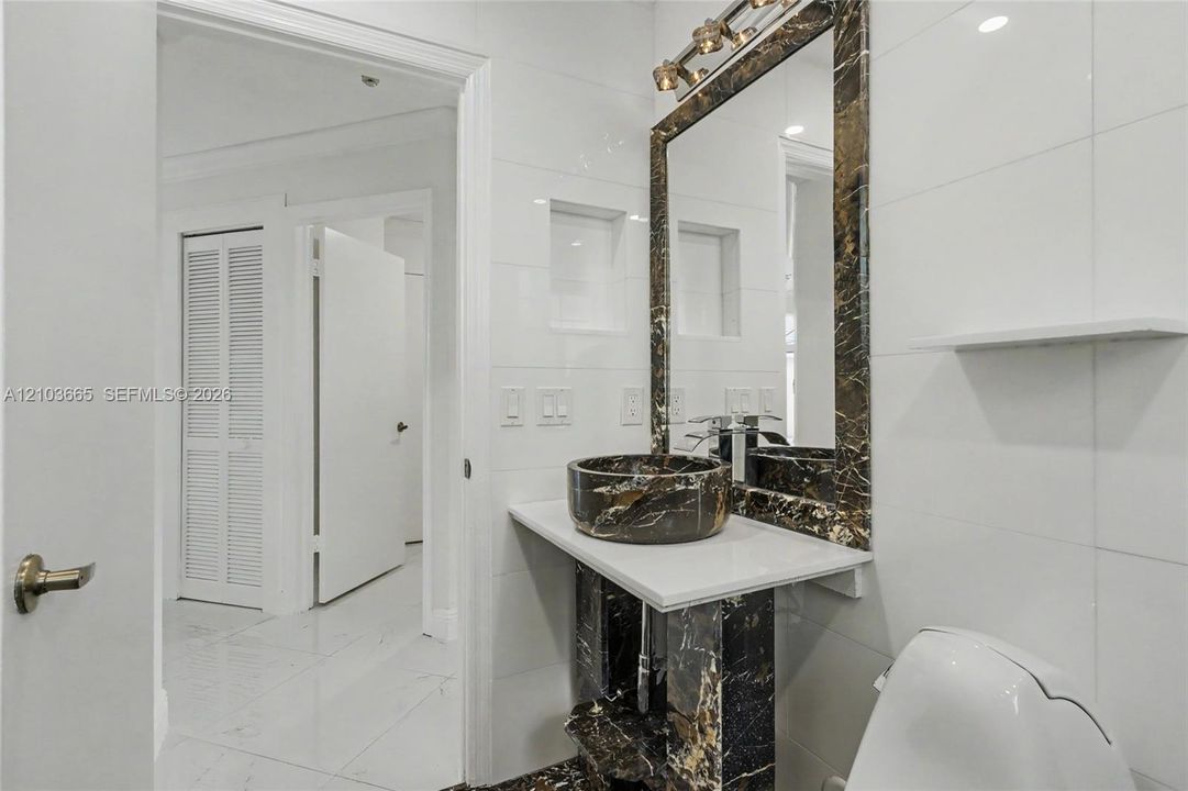 На продажу: $675,000 (3 спален, 2 ванн, 1767 Квадратных фут)