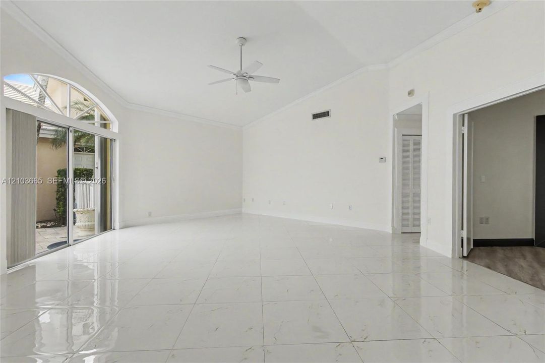 На продажу: $675,000 (3 спален, 2 ванн, 1767 Квадратных фут)