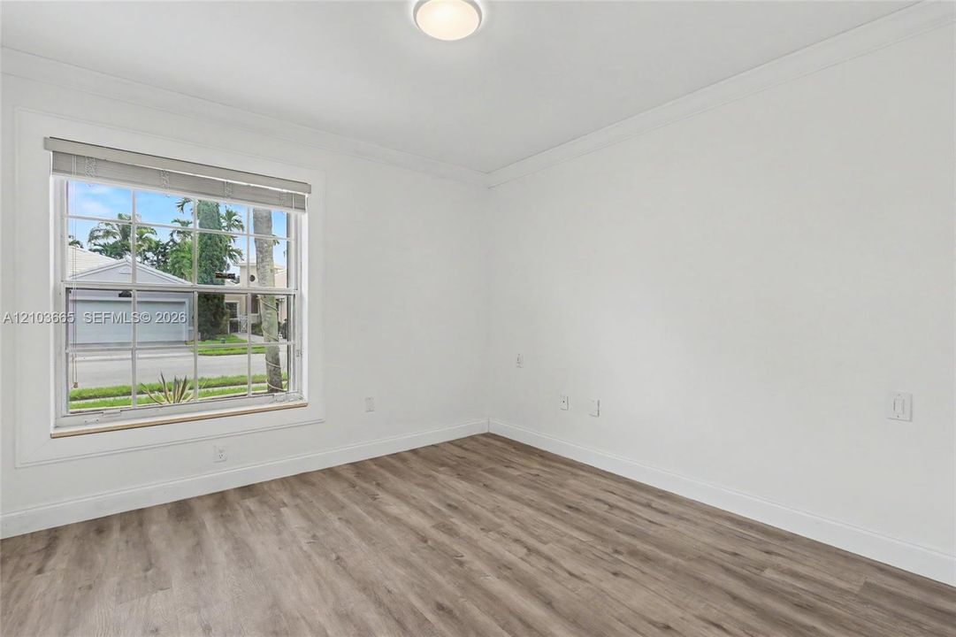 На продажу: $675,000 (3 спален, 2 ванн, 1767 Квадратных фут)