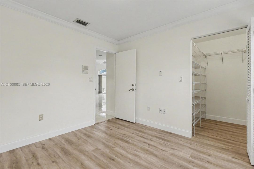 На продажу: $675,000 (3 спален, 2 ванн, 1767 Квадратных фут)