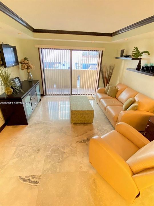 В аренду: $2,995 (2 спален, 2 ванн, 982 Квадратных фут)