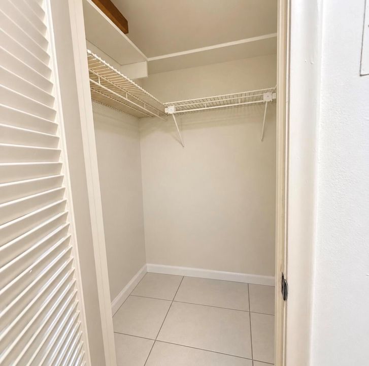 Walk In Closet