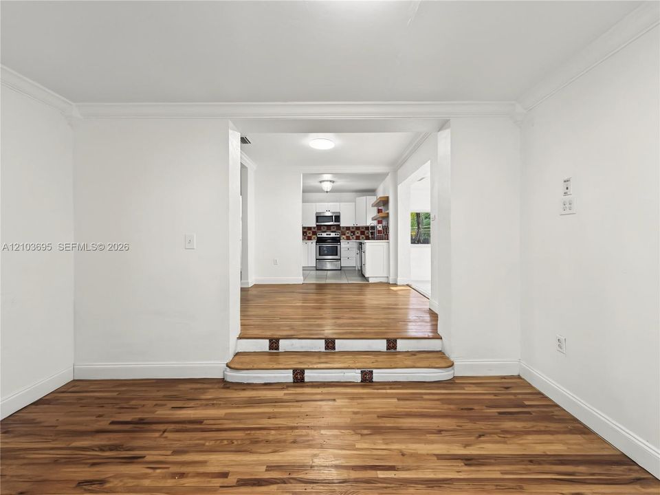 For Rent: $4,500 (4 beds, 3 baths, 1568 Square Feet)