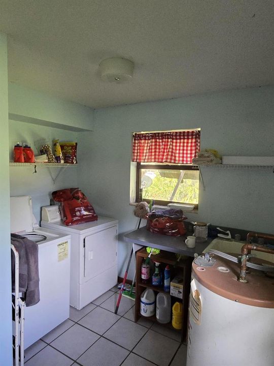 Laundry / Mud Room