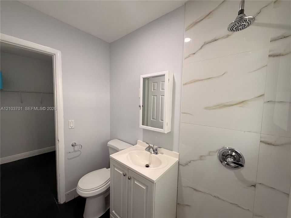 В аренду: $2,300 (1 спален, 1 ванн, 1520 Квадратных фут)