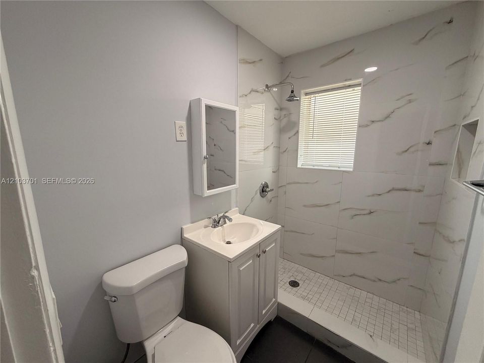 В аренду: $2,300 (1 спален, 1 ванн, 1520 Квадратных фут)
