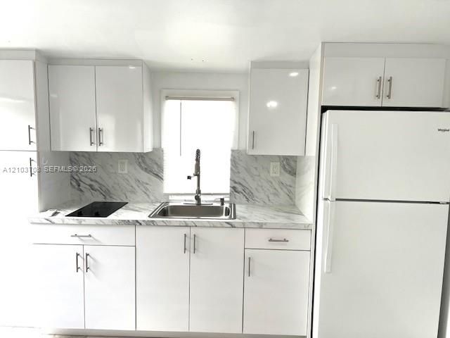 For Rent: $4,195 (4 beds, 3 baths, 1280 Square Feet)