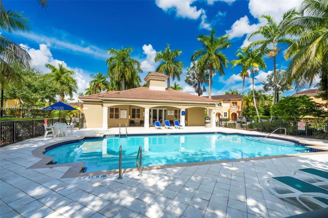 For Sale: $445,000 (3 beds, 2 baths, 1656 Square Feet)