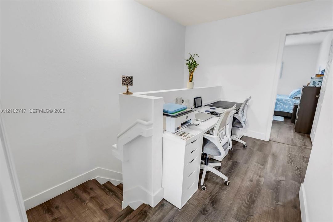 For Sale: $445,000 (3 beds, 2 baths, 1656 Square Feet)