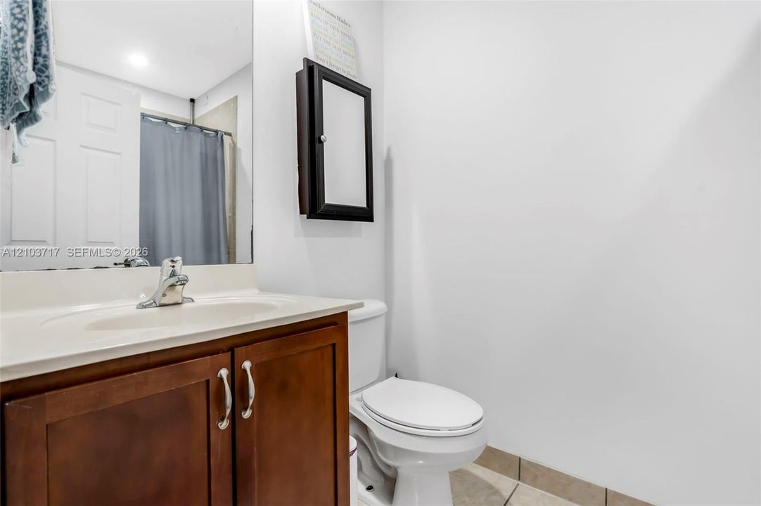 For Sale: $445,000 (3 beds, 2 baths, 1656 Square Feet)