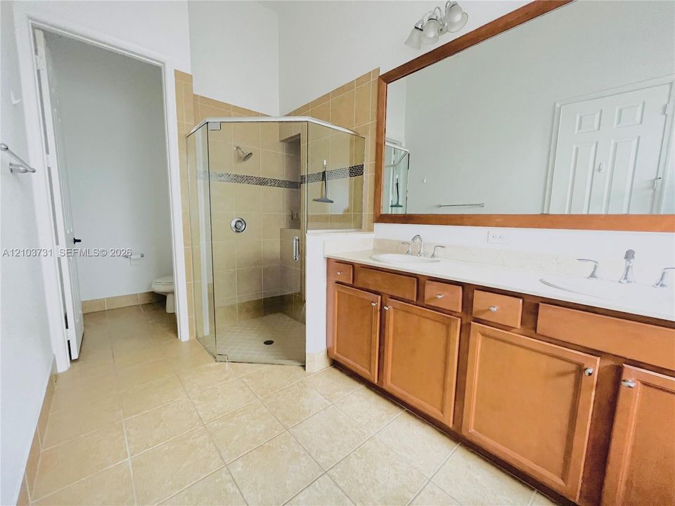 В аренду: $5,900 (4 спален, 3 ванн, 2320 Квадратных фут)