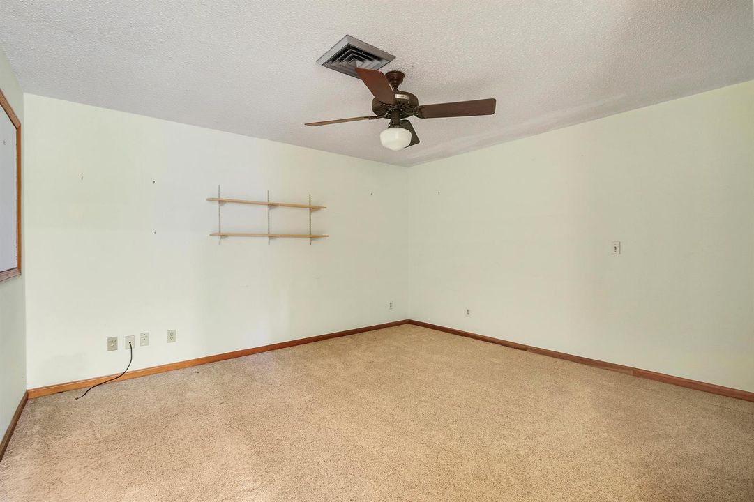 Upstairs Bedroom 2