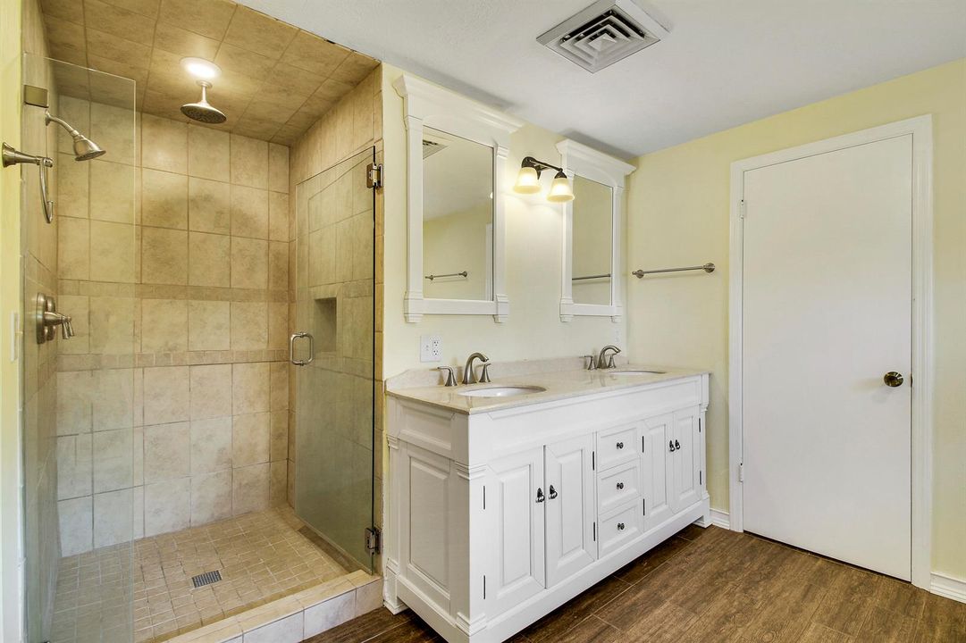Upstairs Bathroom