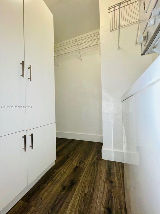 В аренду: $1,650 (1 спален, 1 ванн, 2570 Квадратных фут)