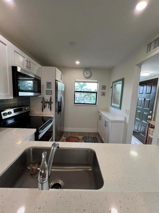 New Stainless Steel Sink