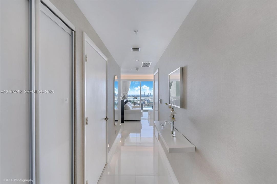 В аренду: $3,250 (1 спален, 1 ванн, 632 Квадратных фут)