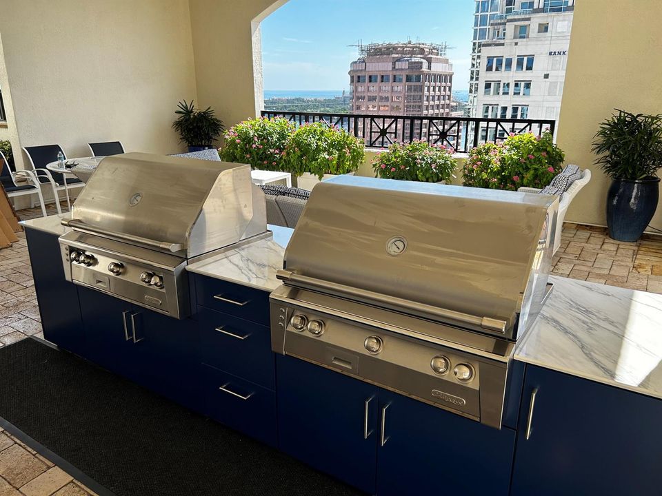 Gas Grills with Ocean Views