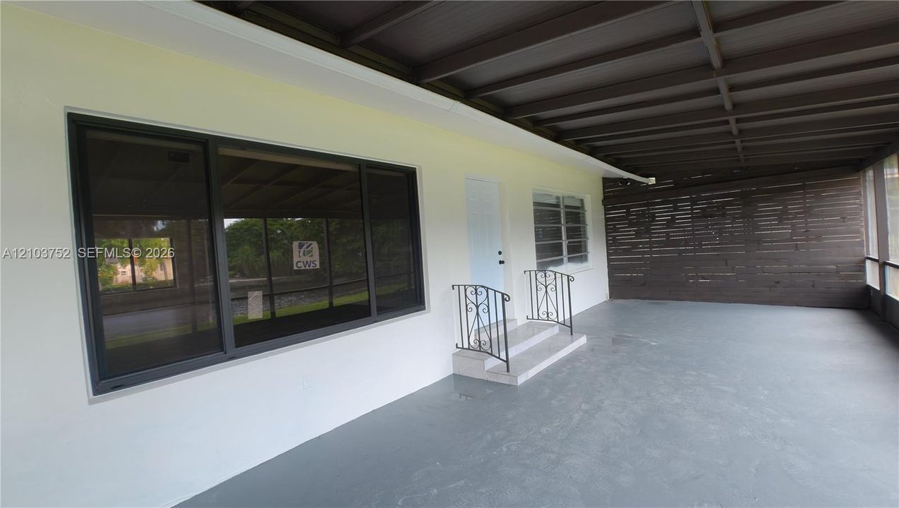 En Venta: $849,888 (4 camas, 3 baños, 2822 Pies cuadrados)