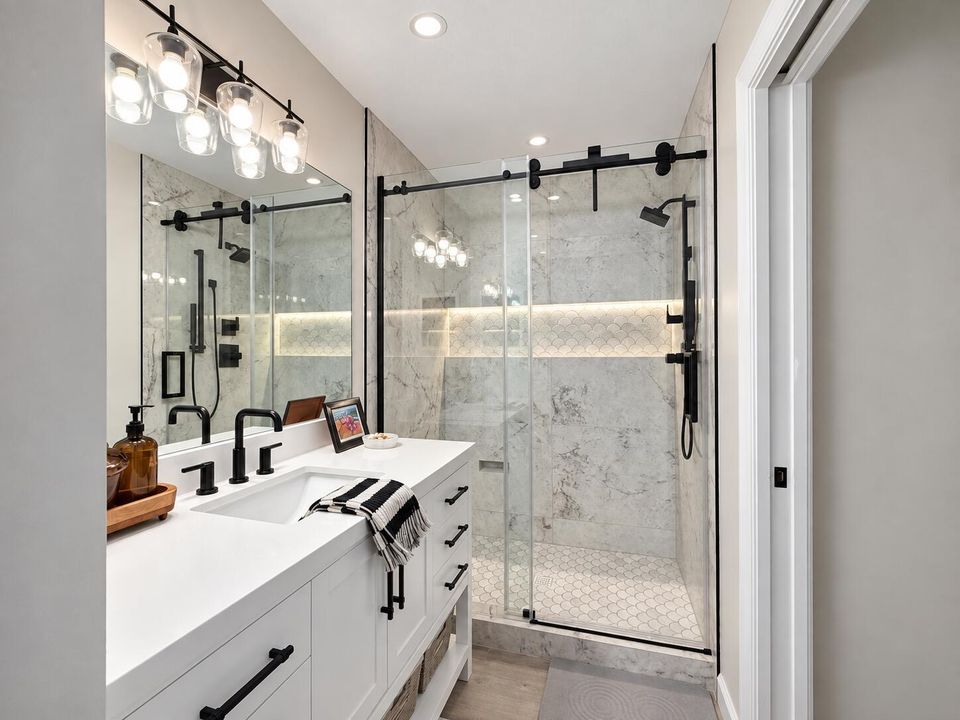 master bath 3