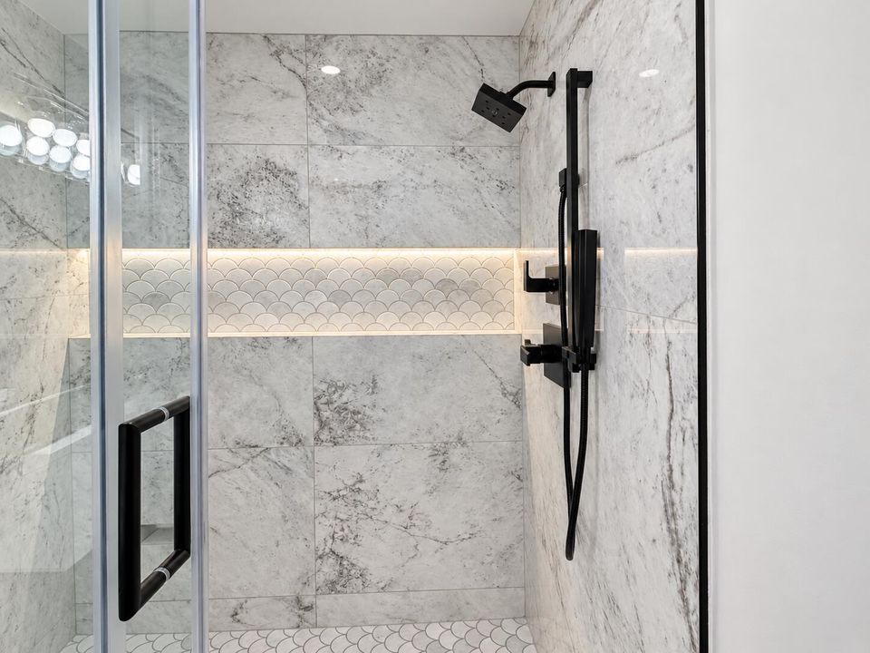shower 3