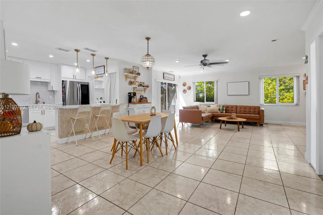 For Sale: $400,000 (3 beds, 2 baths, 1482 Square Feet)